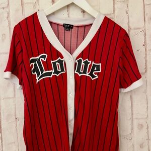“LOVE” baseball-style jersey top